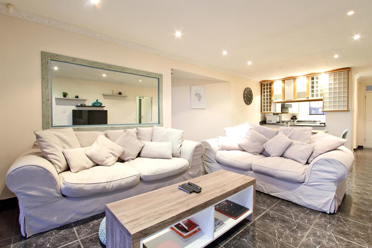 Apartamento Cap Du Mont Cape Town Bloubergstrand Exterior foto